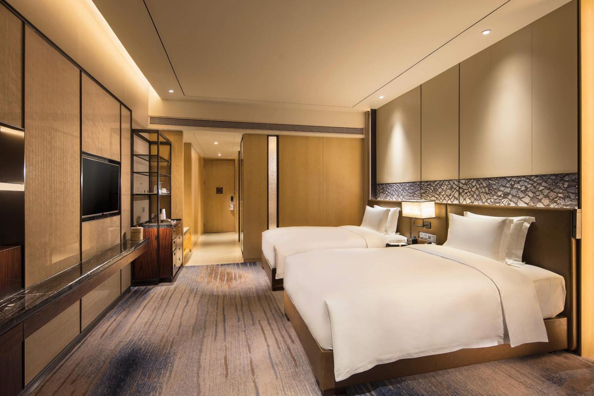 Doubletree By Hilton Hotel An Thuận Ngoại thất bức ảnh